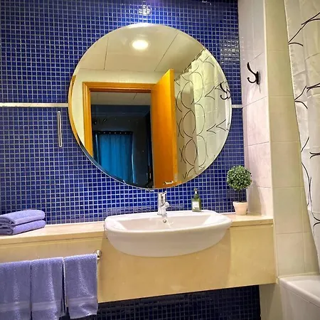 Cheerful 3 Bedroom Apartment Dubai Buitenkant foto