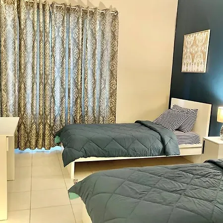 Cheerful 3 Bedroom Apartment Dubai Buitenkant foto